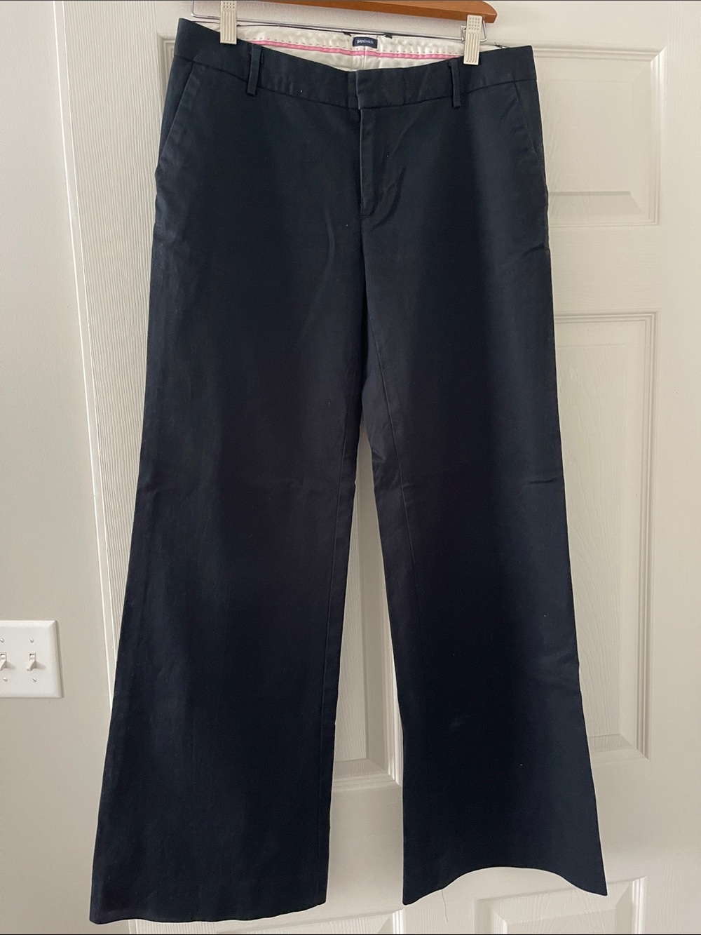 GAP Modern Fit Flare Wide-Leg Black Pants GAPStretch